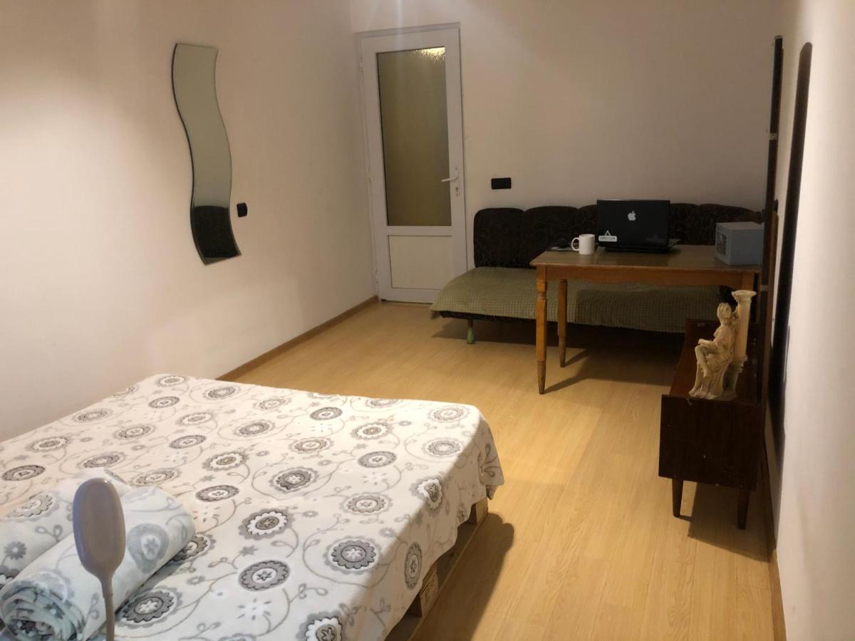 4 Friends Hostel Yerevan Luaran gambar