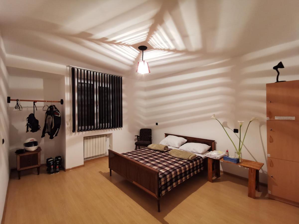 4 Friends Hostel Yerevan Luaran gambar