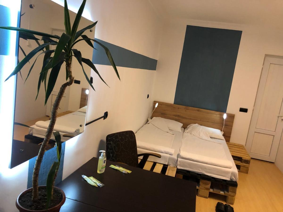 4 Friends Hostel Yerevan Luaran gambar